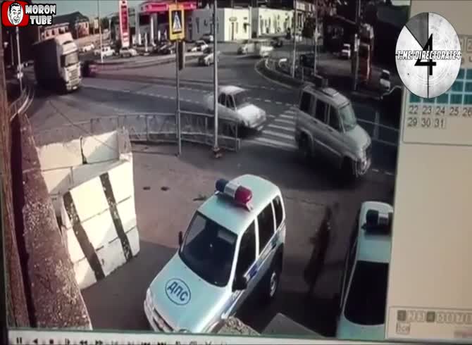 Video :During a terrorist incident in Ingushetia, Russia, cops are stabbed after being struck by a ramming automobile